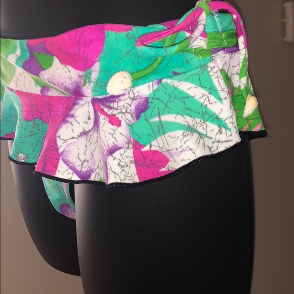 NWOT colorful Bikini 👙 - Picture 3 of 8